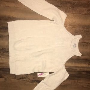 Shoulder less sweater top